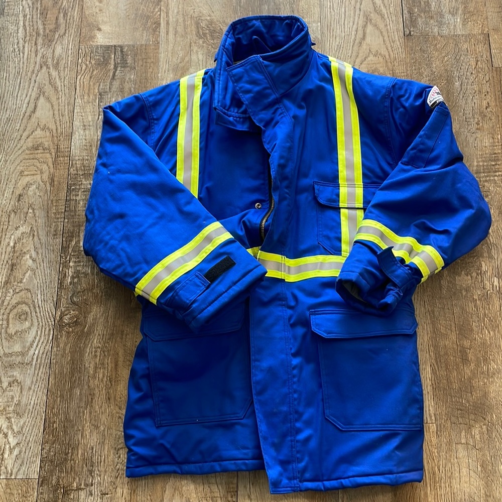 NWT High Res Bulwark Winter Jacket- Men’s 4XL